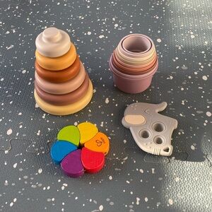 Mushie(stacking cups) Hape toy bundle